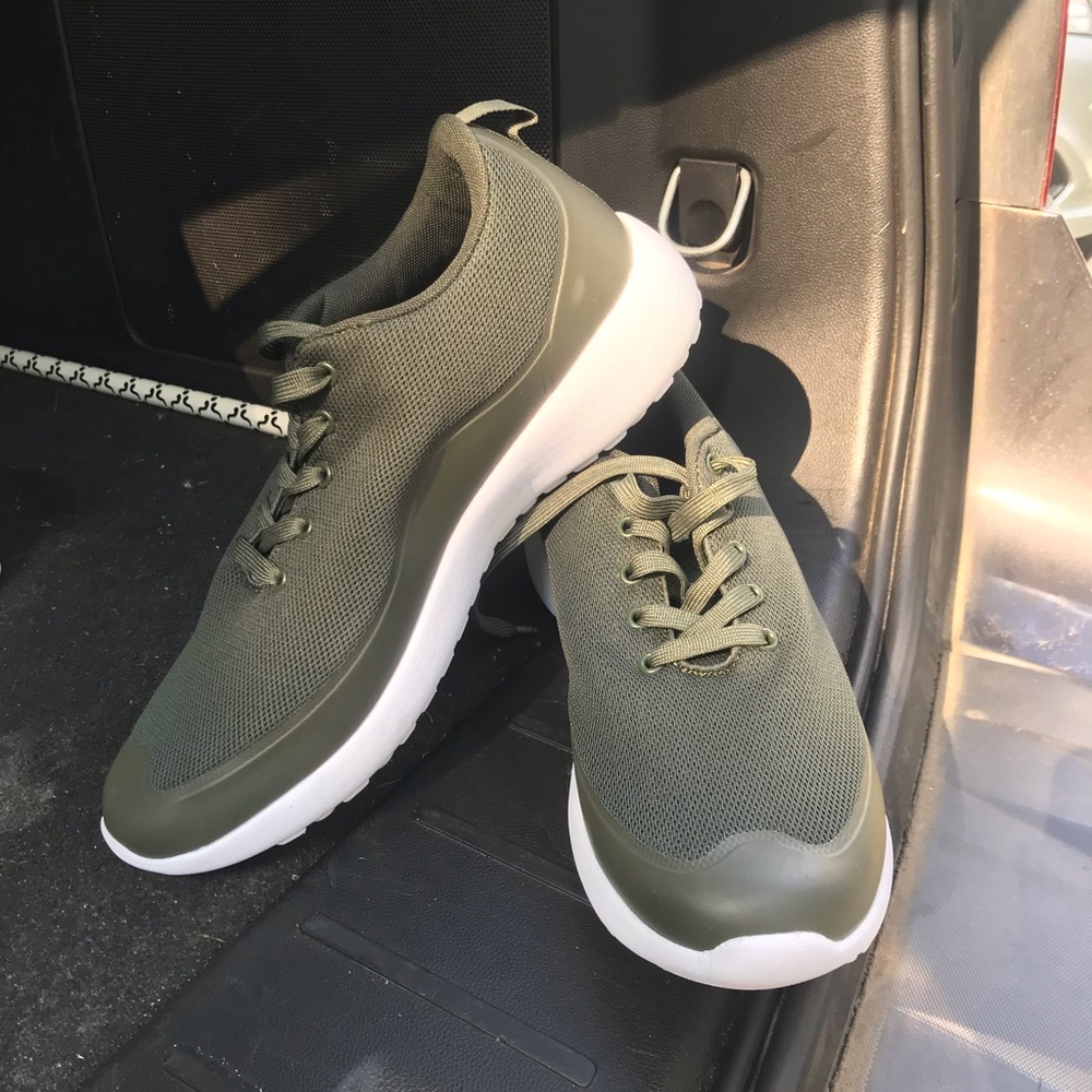 Greats mens green sneakers